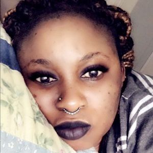 Meet your Posher, Zainab